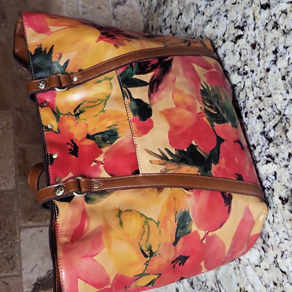 Patricia Nash Floral Benvenuto Tote NEW - Picture 7 of 13